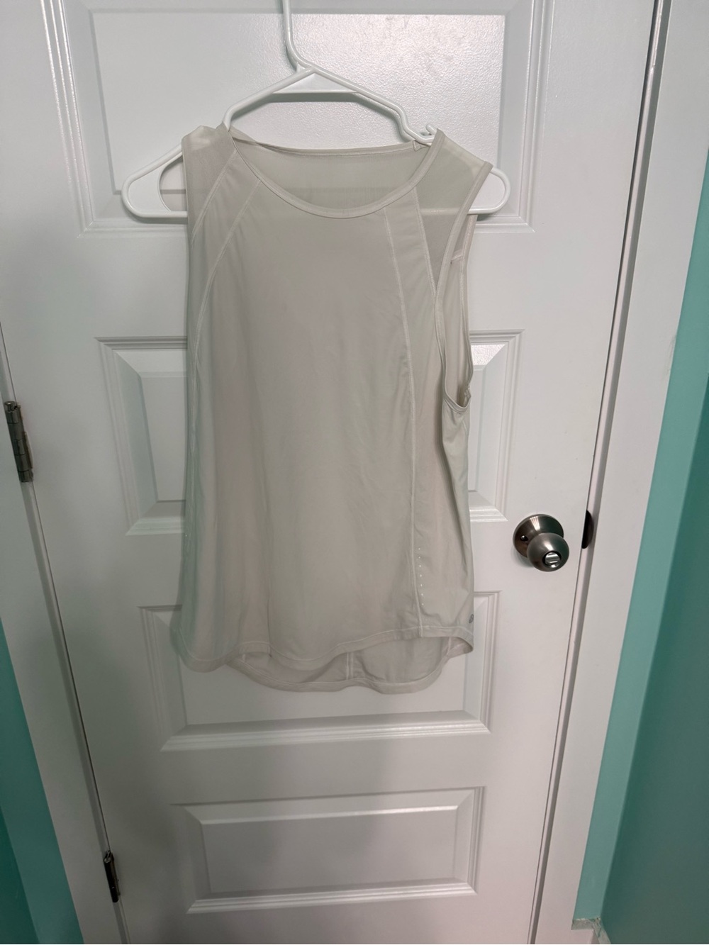 lululemon athletica Light Beige Sleeveless Performance Tank